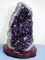 アメジスト紫水晶原石クラスター<br> ウルグアイ産 6.95kg (112)