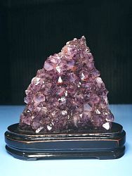 アメジスト紫水晶原石クラスター<br> ブラジル産 1450g (130)