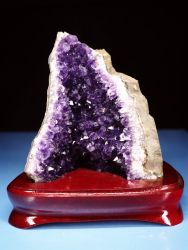 アメジスト紫水晶原石クラスター<br> ウルグアイ産 1103g (139)