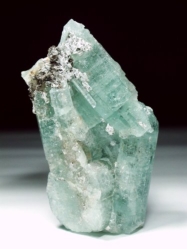 アクアマリン結晶原石<br> ブラジル産 (26)