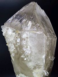 エレスチャル水晶<br><br> ブラジル産 7.43kg (86)