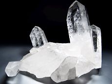 水晶クラスターA-<br> ブラジル・コリント産<br> 1.63kg (L6)