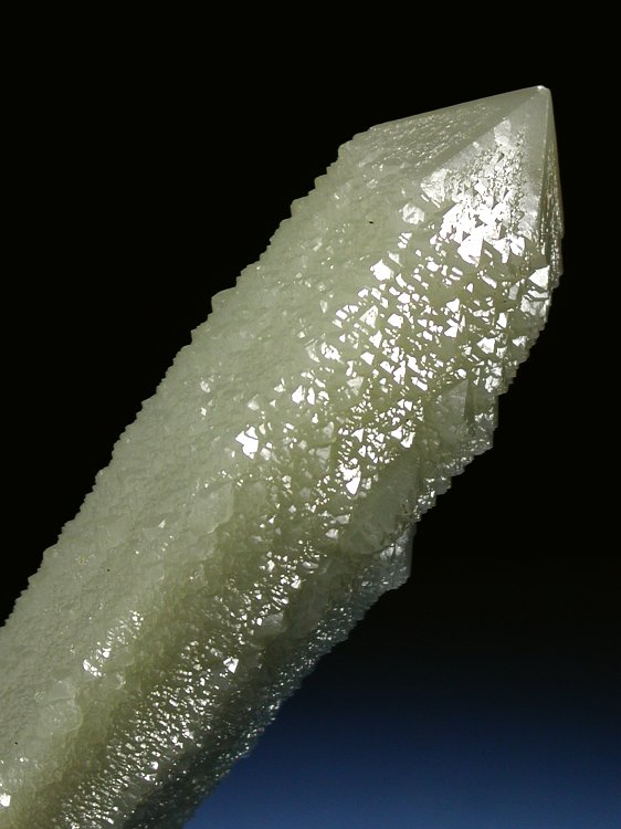 ヘデンベルガイトinクォーツ 緑水晶・内モンゴル 17.3cm212g (17)