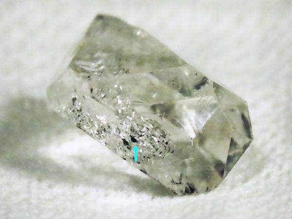 ハーキマーダイヤモンド 水入り 3.9g (161)