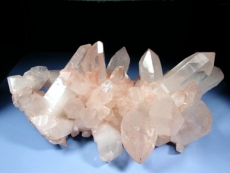 ヒマラヤ水晶クラスター<br> マニカラン産(バドキ)<br> 2.3kg (*495)