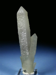 ヘデンバーガイトインクォーツ<br> 緑水晶・内モンゴル<br> 13.8cm,146g (2)