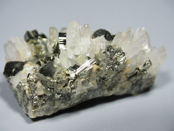 SzH}Kz zRY 45g (260)