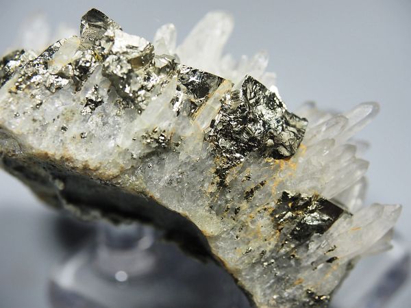 SzH}Kz zRY 45g (260)