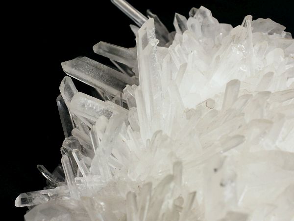水晶クラスター上のバライト 重晶石 2.15kg (246)