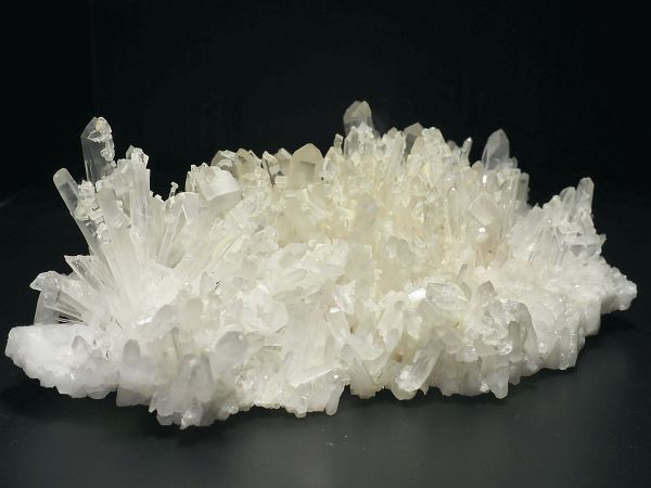 水晶クラスター上のバライト 重晶石 953g (245)