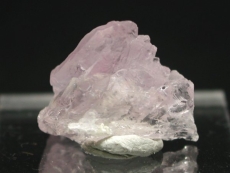 ローズクオーツ結晶原石<br> 紅水晶 3.2g (36)
