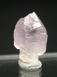 ローズクオーツ結晶原石<br> 紅水晶 2.8g (40)