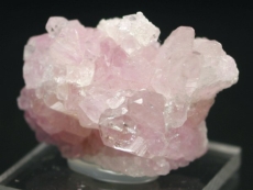 ローズクオーツ結晶原石<br> 紅水晶 16.8g (50)