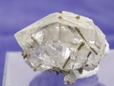 エピドート入り水晶<br> スイスアルプス水晶 27.9g (28G5-2)