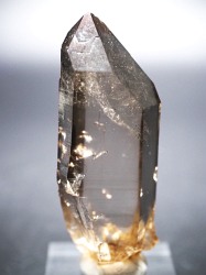 スモーキークォーツ<br>スイスアルプス水晶単結晶<br> 75mm 64g (37-90)
