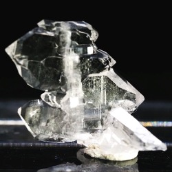 ファーデン水晶<br> スイスアルプス<br> 0.9g (21-26)