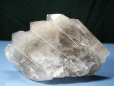 グインデルクォーツ<br> スイス・アルプス水晶<br> 882g (6-9)