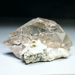 グインデルクォーツ<br> スイス・アルプス水晶<br> 170g (6-6)