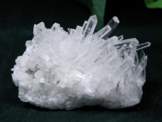 ニードル水晶クラスター<br>スイスアルプス水晶<br> 122g (26G8-18)