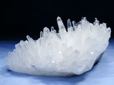 ニードル水晶クラスター<br>スイスアルプス水晶<br> 193g (*23-41)