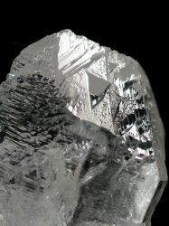 トライゴーニック水晶<br> ブラジル産 60g (57)
