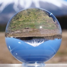 水晶玉 左水晶<br>／最高級透明無垢天然水晶丸玉3A<br> 34.4mm (34410)