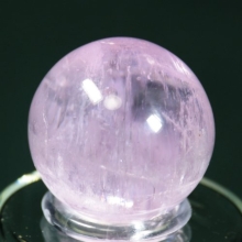 クンツァイト丸玉<br> 18.4mm (19)