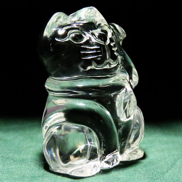 水晶彫刻品 招き猫 高さ62mm (55)