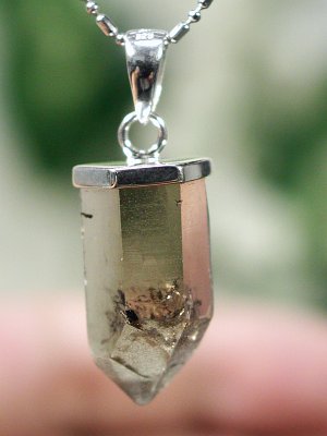 スイスアルプス水晶原石ペンダント (20)