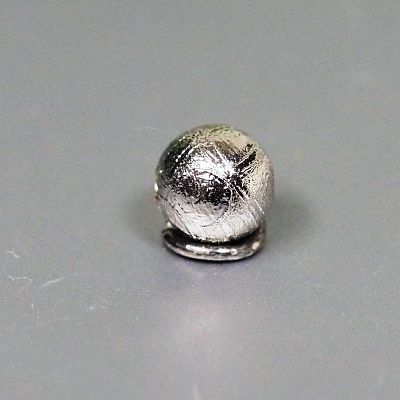 ギベオン隕石ビーズ ６mm (246)