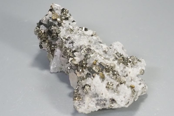 SzMzzH}Kz zRY 170g (369)