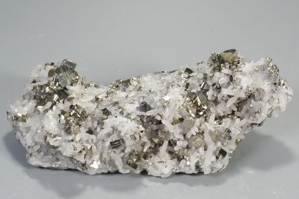 SzMzzH}Kz zRY 170g (369)