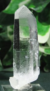 <b>レーザー水晶<br>透明結晶</b><br>(137)80mm