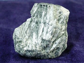 セラフィナイト原石