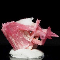 ���[�h�i�C�g��������<br> �΂�P��<br> 16x12x10(mm) (240)