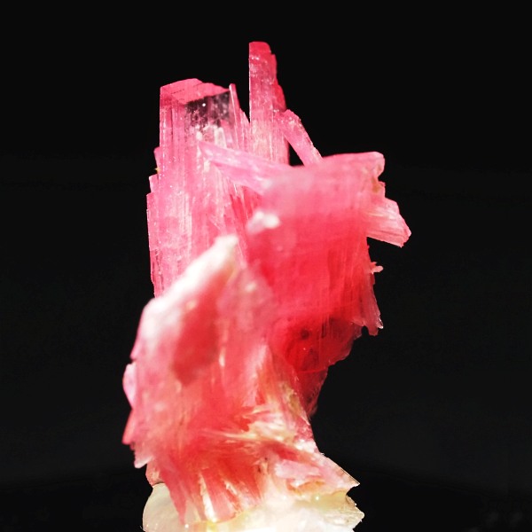 ���[�h�i�C�g�������� �΂�P�� 15x12x20(mm) (251)