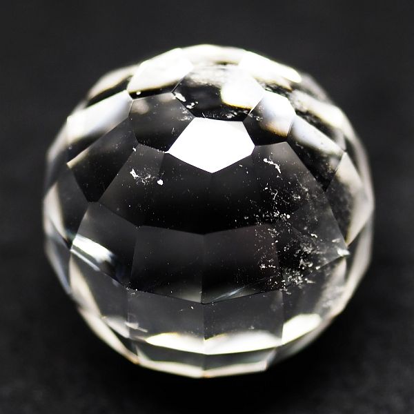 E~[{[ a26mm (9)
