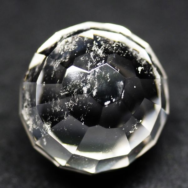 E~[{[ a26mm (9)