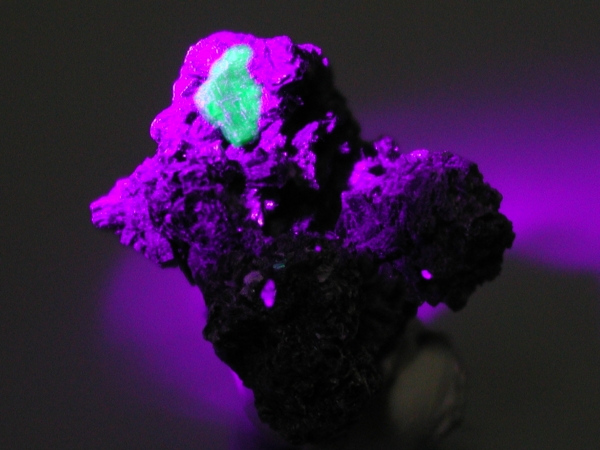 ӊDEzEIgD[iCgAutunite(3)