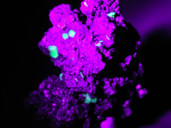 ӊDEzEIgD[iCgAutunite(6)
