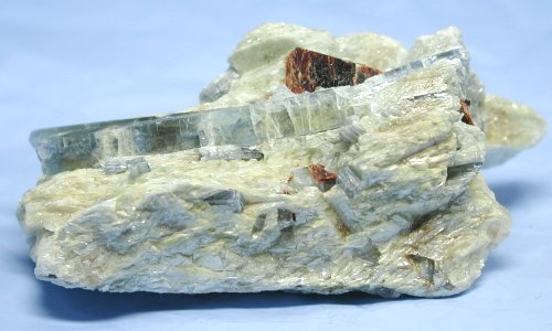 ������ �J�C���i�C�g�i�X�C�X�j