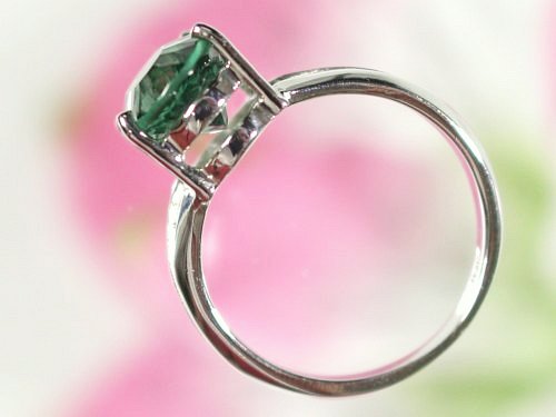 ��Ύ��t���[���C�g�����O10.5��(36)